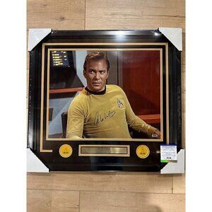 Captain Kirk William Shatner signed autographed Star Trek 16x20 photo framed PSA
